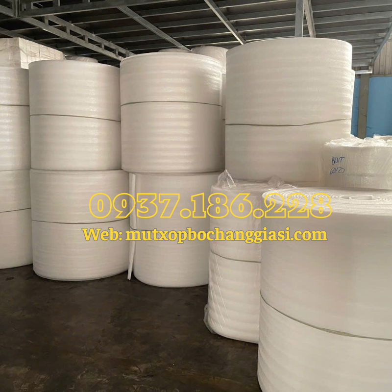 cuon mut xop pe foam 20mm